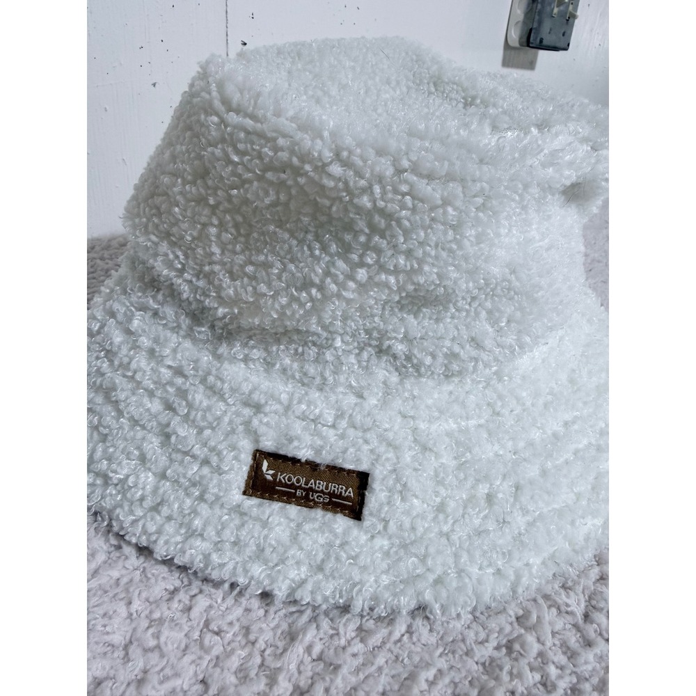 Koolaburra by UGG White Faux Shearling Bucket Hat Sherpa Borg Winter Cap